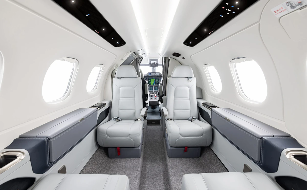 Interior del Phenom 100EX. Foto: Embraer