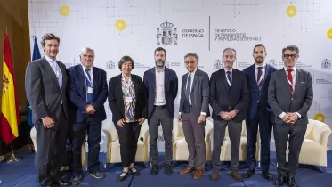 Foto de grupo en el II Observatorio FPTS. Foto de grupo en el II Observatorio FPTS.