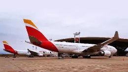 Avin de Iberia en pista.