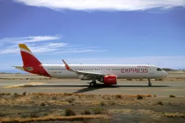 Avin A321neo de Iberia Express en pista. Foto: Iberia Express