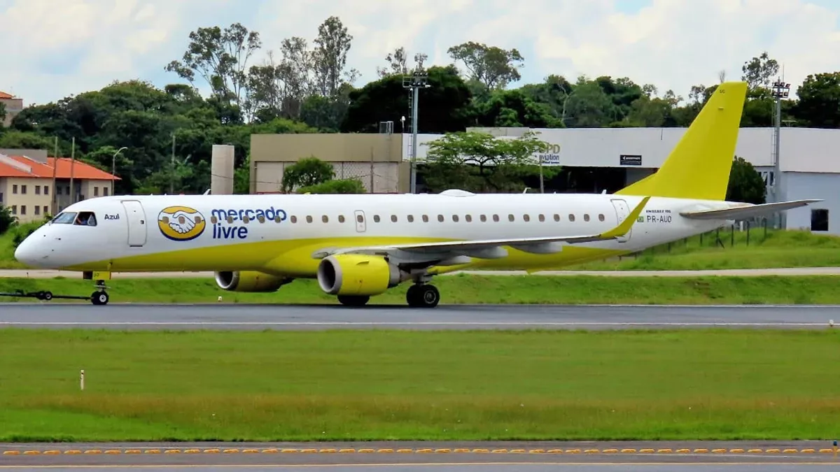 Embraer 195 adaptado a carguero.