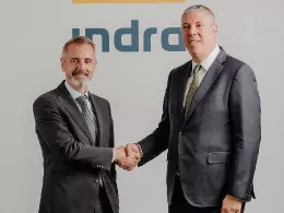 Marc Murtra (izquierda) con Jos Vicente de los Mozos, nuevo consejero delegado de Indra