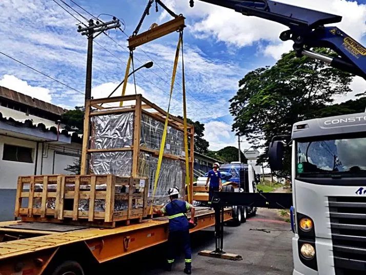 Material del proyecto del primer banco de pruebas de compresor para turbinas aeronuticas suramericano.