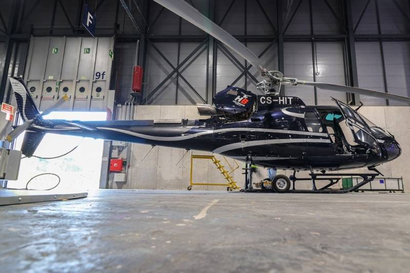 Uno de los modelos ligeros de Airbus Helicopters es este H125 (antes AS350B3) Ecureuil de la empresa portuguesa Helibravo.