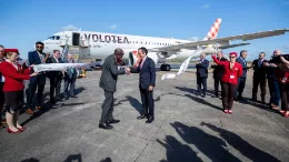 Inauguracin de la base de Brest de Volotea. Foto: Volotea