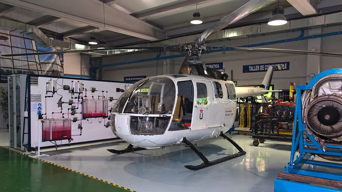 Helicpteros BO.105 de Aviatin Group en el campus de la URJC