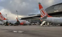 Aviones en el aeropuerto brasileo de Recife.