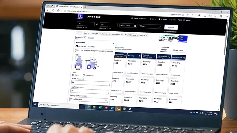 Web con la herramienta de United Airlines que facilita conocer las dimensiones del avin para evaluar la movilidad de cada silla de ruedas por l.